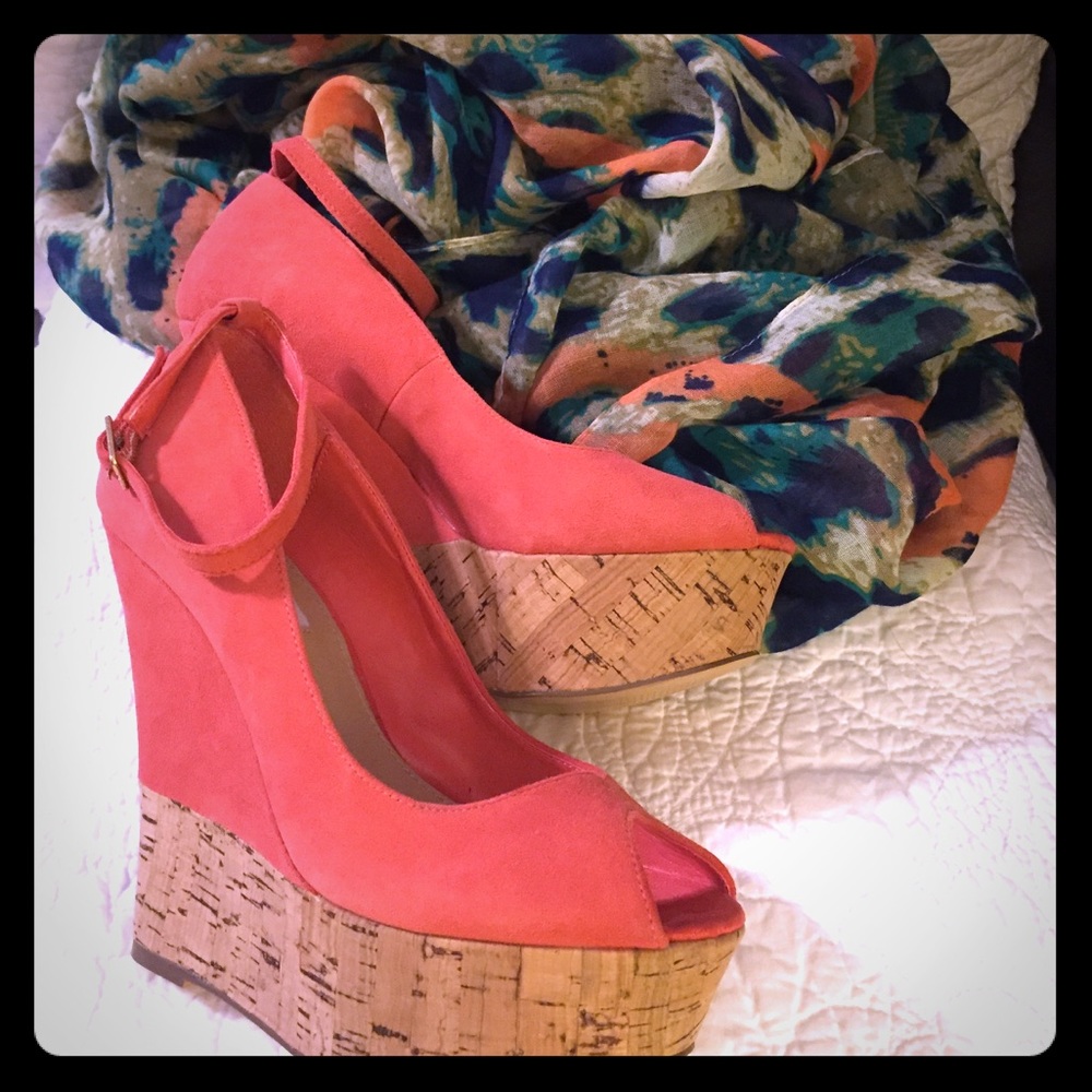 Steve Madden Stanndup wedges